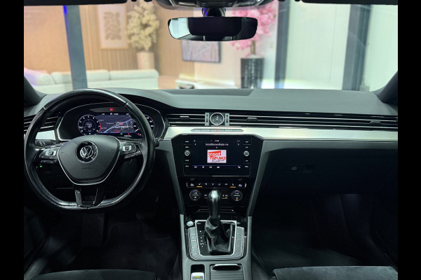 Volkswagen Passat Variant 1.4 TSI ACT 150 PK R-Line | Trekhaak |NAP| Virtual Cockpit | ACC | Leder/Alcantara | Stoelverw. |