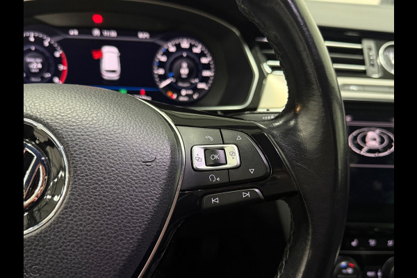 Volkswagen Passat Variant 1.4 TSI ACT 150 PK R-Line | Trekhaak |NAP| Virtual Cockpit | ACC | Leder/Alcantara | Stoelverw. |