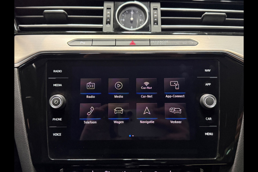 Volkswagen Passat Variant 1.4 TSI ACT 150 PK R-Line | Trekhaak |NAP| Virtual Cockpit | ACC | Leder/Alcantara | Stoelverw. |