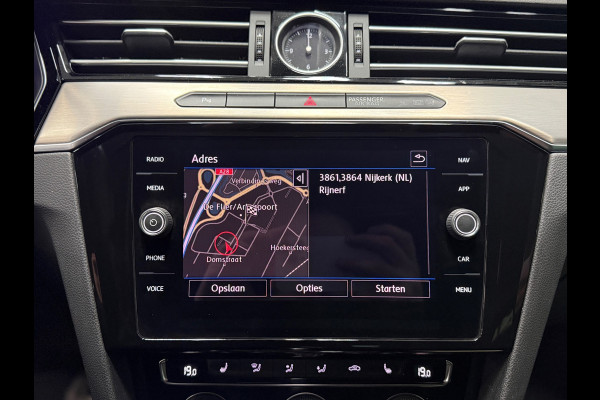 Volkswagen Passat Variant 1.4 TSI ACT 150 PK R-Line | Trekhaak |NAP| Virtual Cockpit | ACC | Leder/Alcantara | Stoelverw. |
