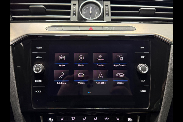 Volkswagen Passat Variant 1.4 TSI ACT 150 PK R-Line | Trekhaak |NAP| Virtual Cockpit | ACC | Leder/Alcantara | Stoelverw. |