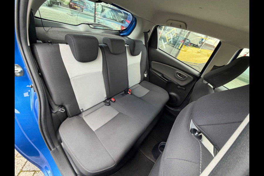 Toyota Yaris 1.5 Hybrid Dynamic, Camera, Navi, Cruise, PDC