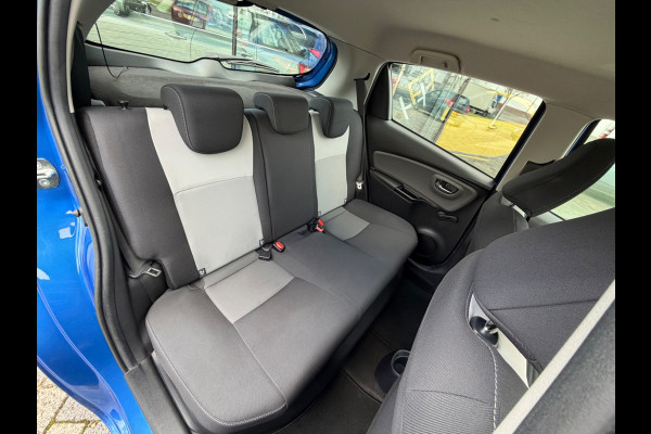 Toyota Yaris 1.5 Hybrid Dynamic, Camera, Navi, Cruise, PDC