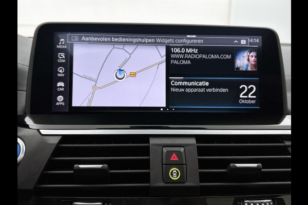 BMW iX3 Executive 80 kWh SOH 98% / Shadow Line / Panoramadak / Leder / Stoelverwarming / Pdc.+Camera / Navigatie / Apk 10-2027