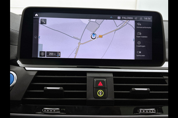 BMW iX3 Executive 80 kWh SOH 98% / Shadow Line / Panoramadak / Leder / Stoelverwarming / Pdc.+Camera / Navigatie / Apk 10-2027