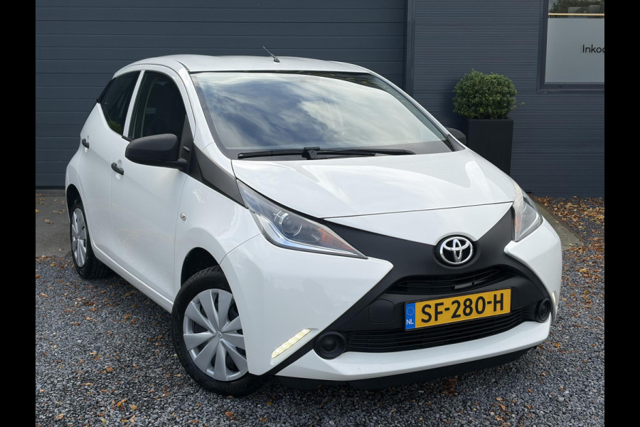 Toyota Aygo 1.0 VVT-i x-fun ✓Airco✓Cruise✓Trekhaak✓Zeer Zuinig✓5 Deurs✓N.A.P✓Apk tot 04-2027