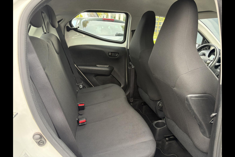 Toyota Aygo 1.0 VVT-i x-fun ✓Airco✓Cruise✓Trekhaak✓Zeer Zuinig✓5 Deurs✓N.A.P✓Apk tot 04-2027