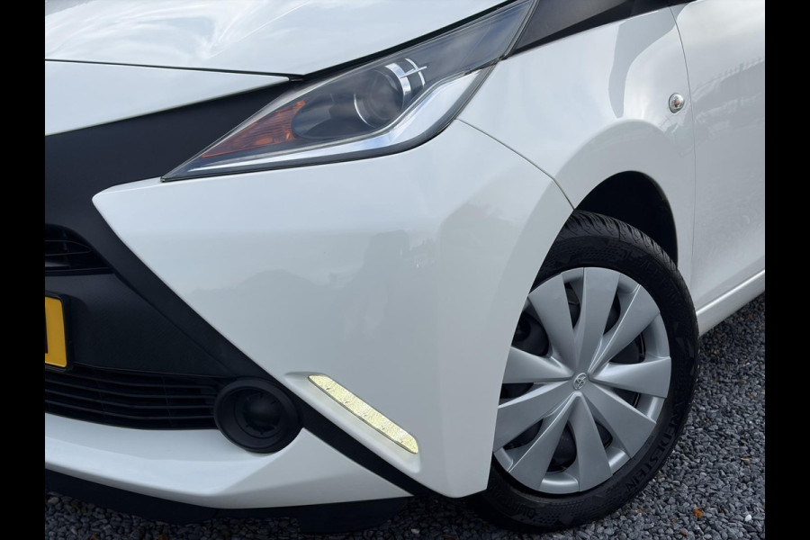 Toyota Aygo 1.0 VVT-i x-fun ✓Airco✓Cruise✓Trekhaak✓Zeer Zuinig✓5 Deurs✓N.A.P✓Apk tot 04-2027