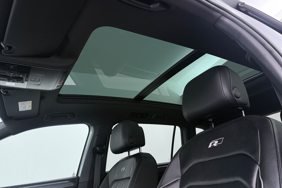 Volkswagen Tiguan Allspace 1.5 TSI Highline Business R-Line (PANORAMADAK, DYNAUDIO, DIGITALE COCKPIT, MEMORY SEATS, CAMERA)
