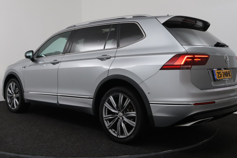 Volkswagen Tiguan Allspace 1.5 TSI Highline Business R-Line (PANORAMADAK, DYNAUDIO, DIGITALE COCKPIT, MEMORY SEATS, CAMERA)