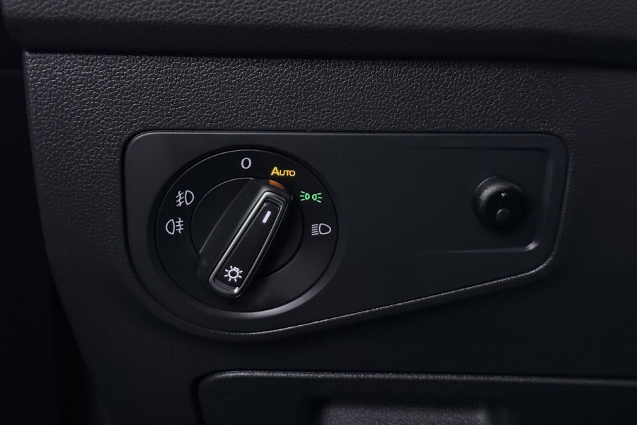 Volkswagen Tiguan Allspace 1.5 TSI Highline Business R-Line (PANORAMADAK, DYNAUDIO, DIGITALE COCKPIT, MEMORY SEATS, CAMERA)
