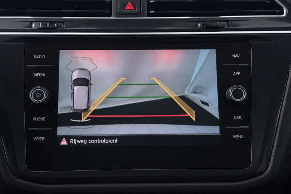 Volkswagen Tiguan Allspace 1.5 TSI Highline Business R-Line (PANORAMADAK, DYNAUDIO, DIGITALE COCKPIT, MEMORY SEATS, CAMERA)
