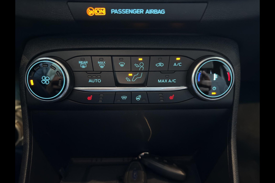 Ford Fiesta 1.0 EcoBoost Titanium | Camera | Parksensors | Stoel/Stuurverwarming | Adaptieve Cruise | Apple Carplay/Android Auto