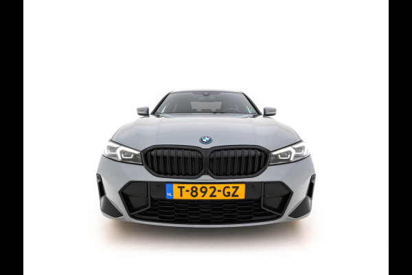 BMW 3-serie 320e M-Sportpack (Plug-in) (INCL.BTW) *LEATHER-MICROFIBRE | FULL-LED | SPORTSEATS | WIDESCREEN-DIGI-COCKPIT | AMBIENT-LIGHT | DAB+ | PRIVACY-GLASS | NAVI-FULLMAP | ECC | PDC | 18''ALU*