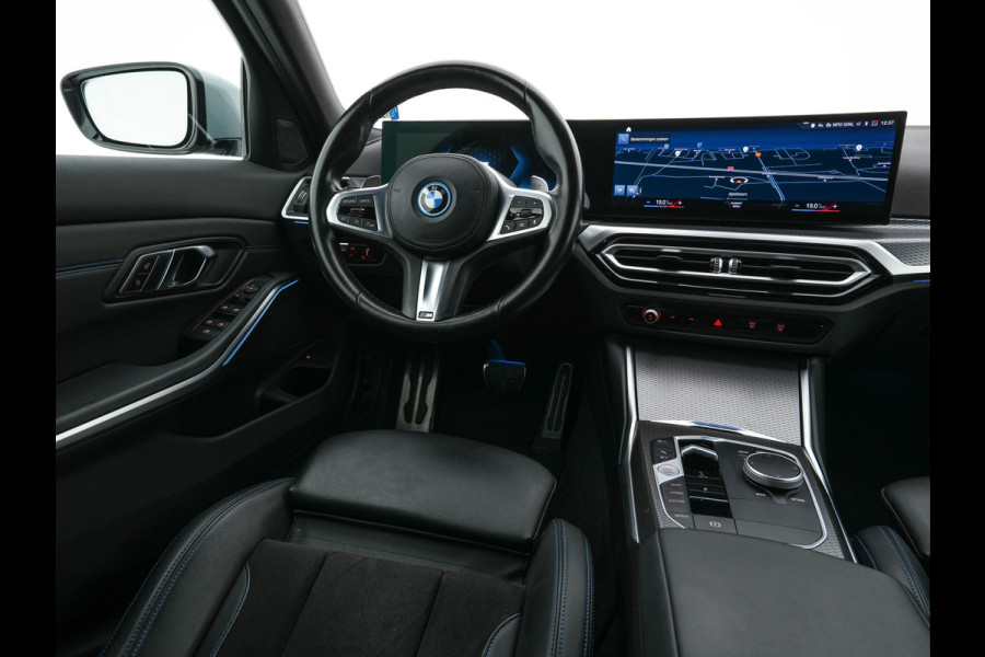 BMW 3-serie 320e M-Sportpack (Plug-in) (INCL.BTW) *LEATHER-MICROFIBRE | FULL-LED | SPORTSEATS | WIDESCREEN-DIGI-COCKPIT | AMBIENT-LIGHT | DAB+ | PRIVACY-GLASS | NAVI-FULLMAP | ECC | PDC | 18''ALU*