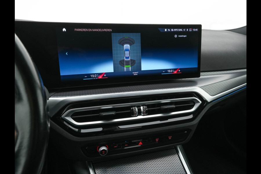 BMW 3-serie 320e M-Sportpack (Plug-in) (INCL.BTW) *LEATHER-MICROFIBRE | FULL-LED | SPORTSEATS | WIDESCREEN-DIGI-COCKPIT | AMBIENT-LIGHT | DAB+ | PRIVACY-GLASS | NAVI-FULLMAP | ECC | PDC | 18''ALU*