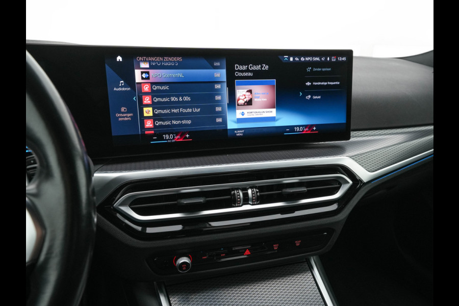 BMW 3-serie 320e M-Sportpack (Plug-in) (INCL.BTW) *LEATHER-MICROFIBRE | FULL-LED | SPORTSEATS | WIDESCREEN-DIGI-COCKPIT | AMBIENT-LIGHT | DAB+ | PRIVACY-GLASS | NAVI-FULLMAP | ECC | PDC | 18''ALU*