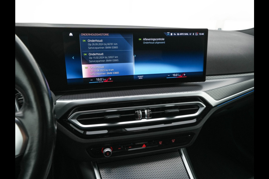 BMW 3-serie 320e M-Sportpack (Plug-in) (INCL.BTW) *LEATHER-MICROFIBRE | FULL-LED | SPORTSEATS | WIDESCREEN-DIGI-COCKPIT | AMBIENT-LIGHT | DAB+ | PRIVACY-GLASS | NAVI-FULLMAP | ECC | PDC | 18''ALU*