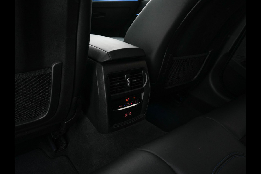 BMW 3-serie 320e M-Sportpack (Plug-in) (INCL.BTW) *LEATHER-MICROFIBRE | FULL-LED | SPORTSEATS | WIDESCREEN-DIGI-COCKPIT | AMBIENT-LIGHT | DAB+ | PRIVACY-GLASS | NAVI-FULLMAP | ECC | PDC | 18''ALU*