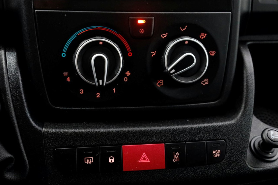 Citroën Jumper 2.2 BlueHDi 165pk L2H2 Airco/Navi/Camera 03-2022