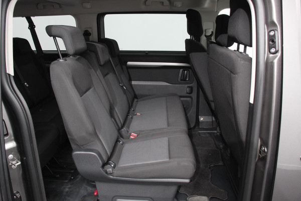 Toyota Proace Shuttle 2.0 145pk L3H1 Automaat Cool 9persoons PERSONENBUS Cool Long Climate Control Camera Dab Adaptive Cruise Control Stoelverwarming Lichtmetalen velgen