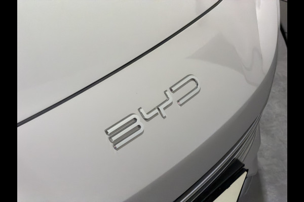 BYD SEAL U 1.5 DM-i FWD Boost | Stuur verwarming | Stoel verkoeling | Stoel verwarming | Schuif-kantel dak |