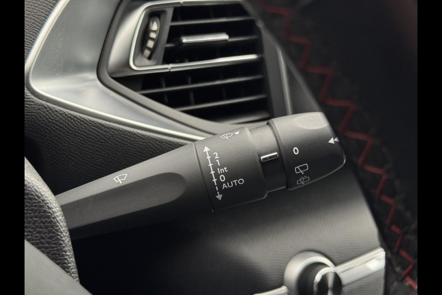 Peugeot 308 SW 1.2 PureTech GT 1e Eigenaar|Navi|Pano|Camera|Clima|Cruise|PDC|Stoelverwarming|APK tot 02-2028