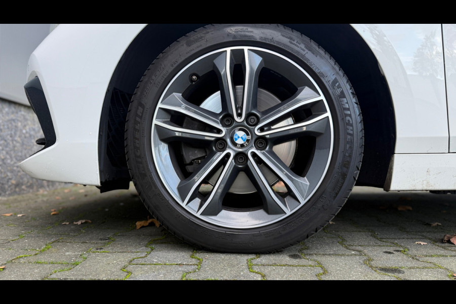 BMW 1-serie 118i M-Pakket 2020 CarPlay Navi Stoelverwarming