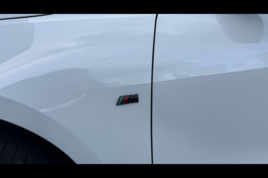 BMW 1-serie 118i M-Pakket 2020 CarPlay Navi Stoelverwarming