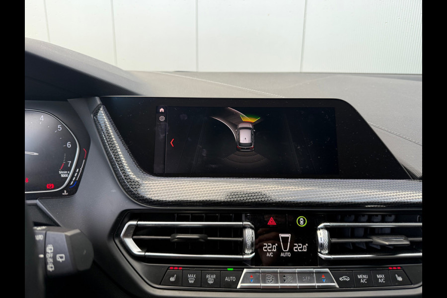 BMW 1-serie 118i M-Pakket 2020 CarPlay Navi Stoelverwarming