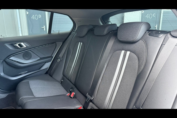 BMW 1-serie 118i M-Pakket 2020 CarPlay Navi Stoelverwarming