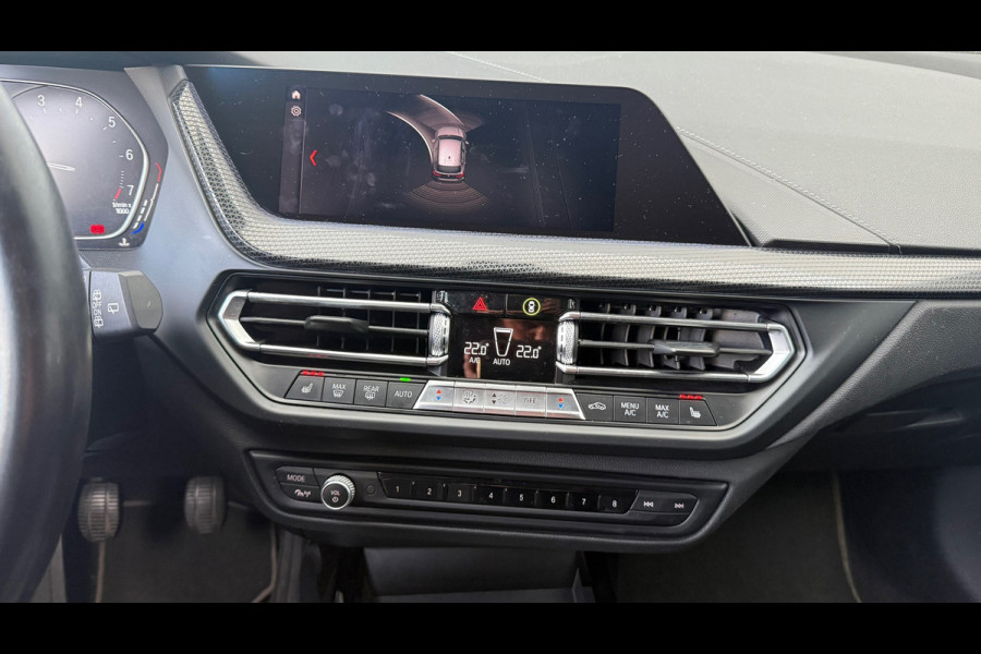 BMW 1-serie 118i M-Pakket 2020 CarPlay Navi Stoelverwarming