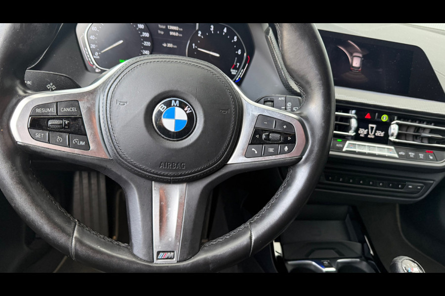 BMW 1-serie 118i M-Pakket 2020 CarPlay Navi Stoelverwarming
