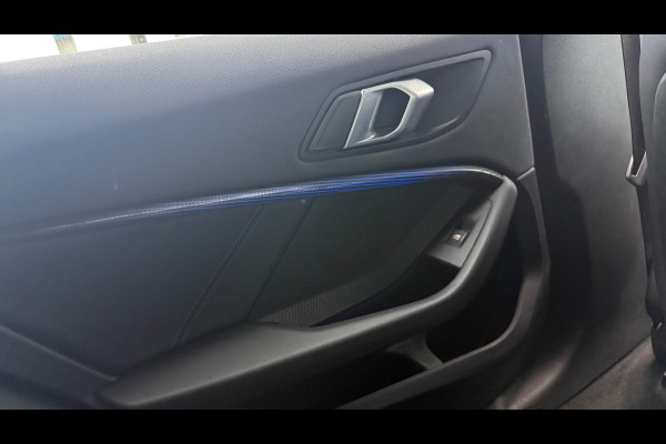 BMW 1-serie 118i M-Pakket 2020 CarPlay Navi Stoelverwarming