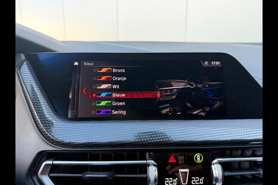 BMW 1-serie 118i M-Pakket 2020 CarPlay Navi Stoelverwarming