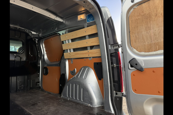 Renault Express 1.5 Blue dCi L1 Airco Cruise Control Trekhaak Parkeersensoren Achter Sidebars Euro 6
