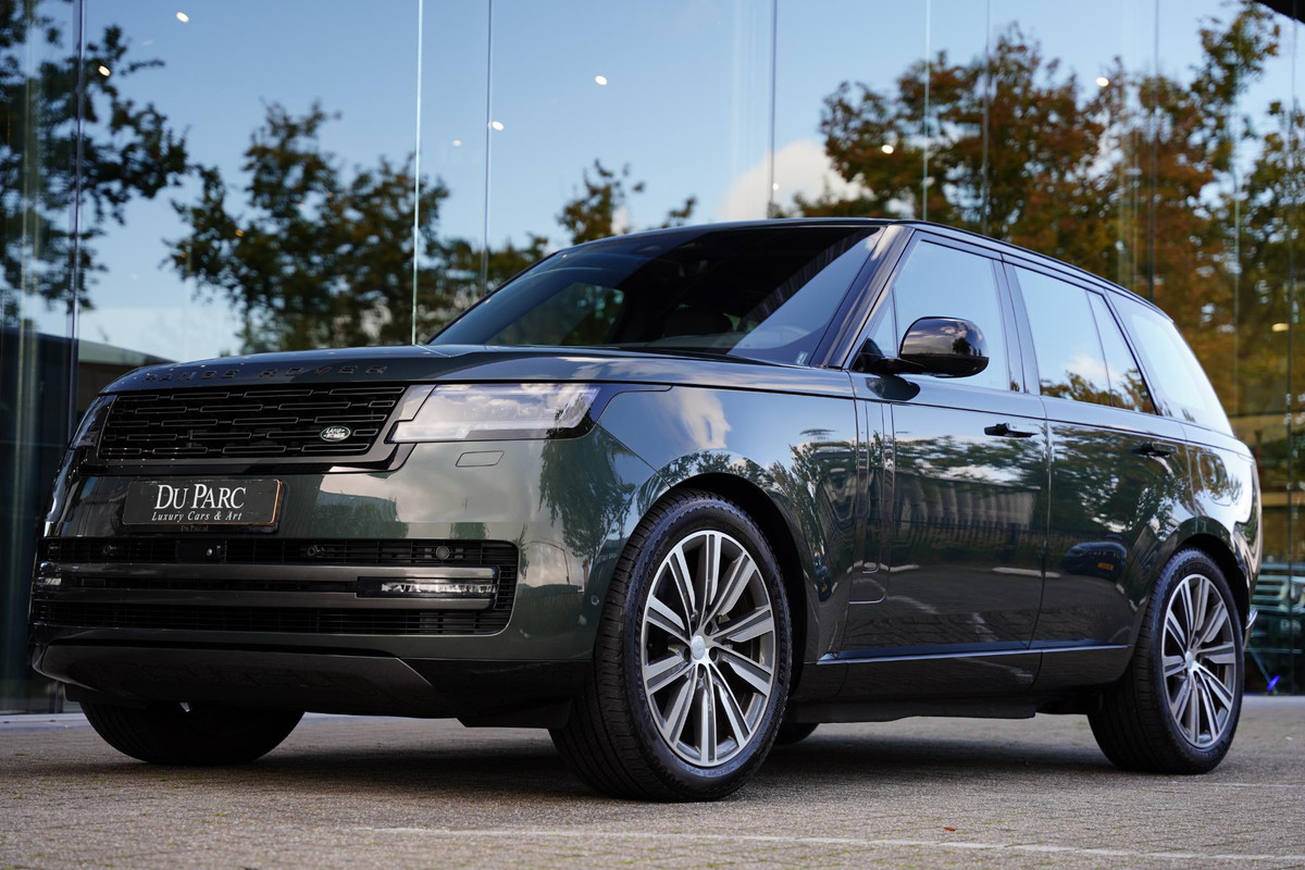 Land Rover Range Rover P460 E HSE / Elek. Trekhaak / Panoramadak / NL-Auto