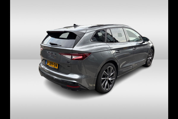 Škoda ENYAQ iV 80 Sportline / Trekhaak / Panoramadak / Camera / Keyless / 20'' / Matrix LED / CarPlay / Sfeerverlichting / Stoel+Stuurverwarming / Dodehoek / DAB / ACC
