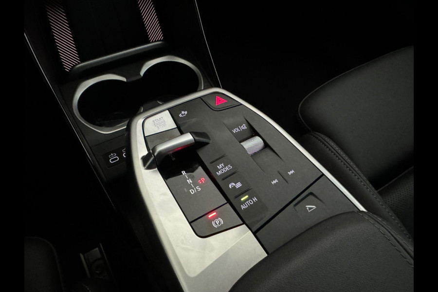 BMW X1 XDrive30e Memory|H/K|HuD|360c|Trekhaak|Keyless