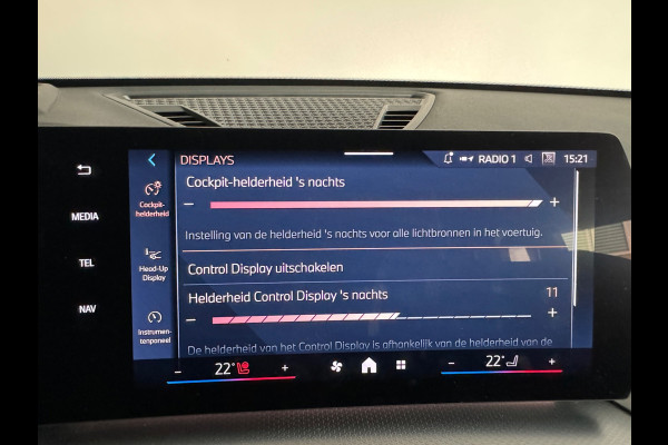BMW X1 XDrive30e Memory|H/K|HuD|360c|Trekhaak|Keyless
