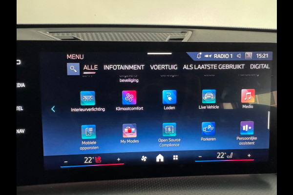 BMW X1 XDrive30e Memory|H/K|HuD|360c|Trekhaak|Keyless