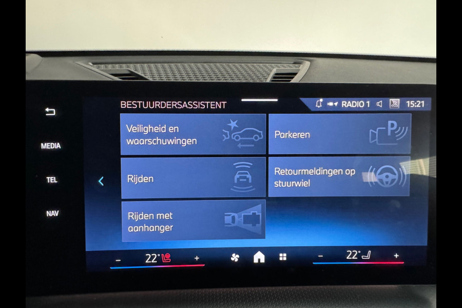 BMW X1 XDrive30e Memory|H/K|HuD|360c|Trekhaak|Keyless