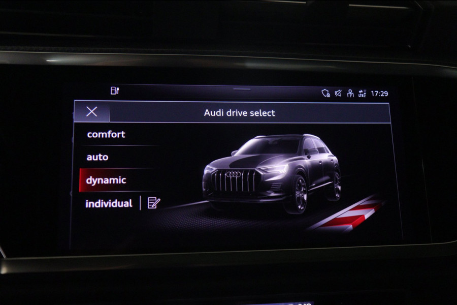 Audi Q3 45 TFSI e S Edition 3X S-Line /PANO/KEYLES/STOELV/BOMVOL