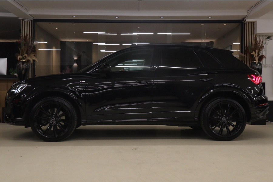 Audi Q3 45 TFSI e S Edition 3X S-Line /PANO/KEYLES/STOELV/BOMVOL