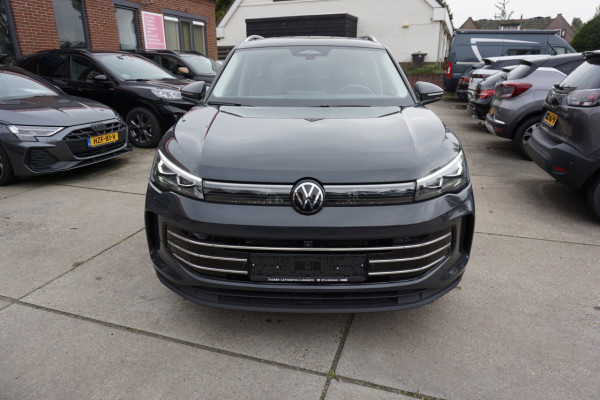 Volkswagen Tiguan 1.5 eTSI 150 pk DSG-7 Elegance Navigatie IQ.licht El.achterklp