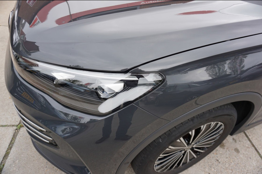 Volkswagen Tiguan 1.5 eTSI 150 pk DSG-7 Elegance Navigatie IQ.licht El.achterklp