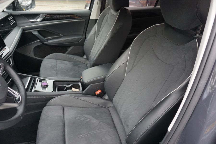 Volkswagen Tiguan 1.5 eTSI 150 pk DSG-7 Elegance Navigatie IQ.licht El.achterklp
