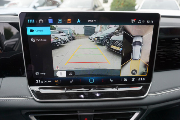 Volkswagen Tiguan 1.5 eTSI 150 pk DSG-7 Elegance Navigatie IQ.licht El.achterklp