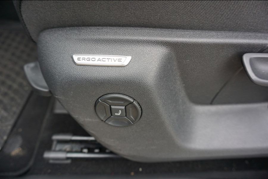 Volkswagen Tiguan 1.5 eTSI 150 pk DSG-7 Elegance Navigatie IQ.licht El.achterklp