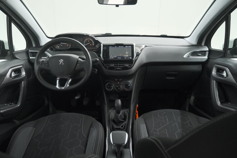 Peugeot 2008 PureTech 110 Blue Lion | Trekhaak | Apple Carplay | Navigatie | Parkeersensoren